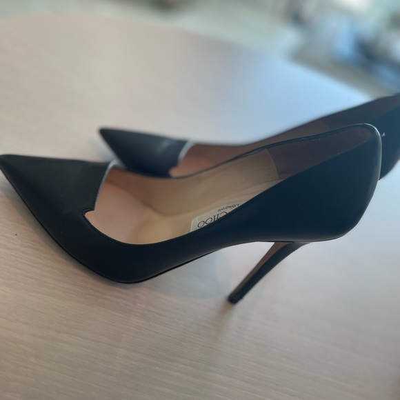 Jimmy Choo Black Heels -Great shape! Size 36.5 - Picture 3 of 6